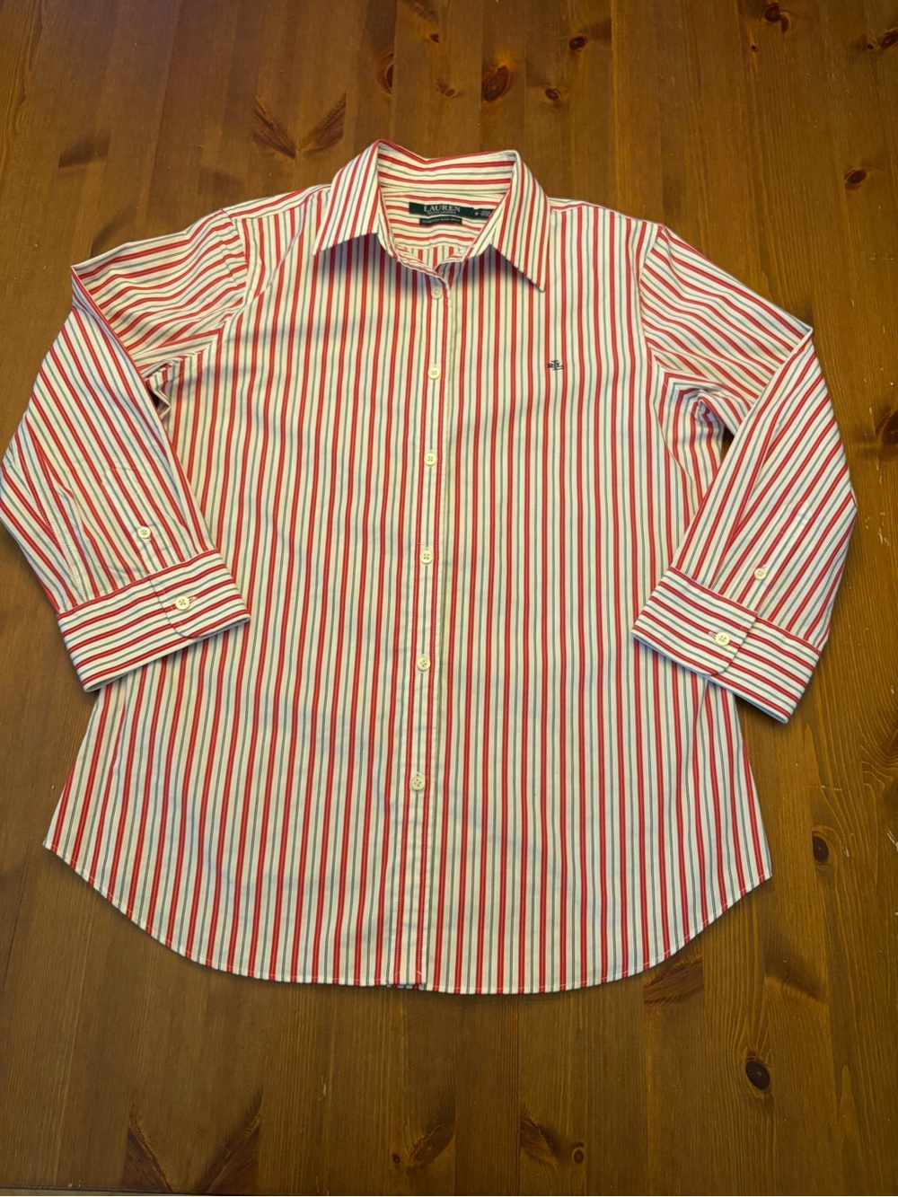 Ralph Lauren Classic Red & White Striped Button-Down Shirt - Wrinkle Free. M - Picture 2 of 8